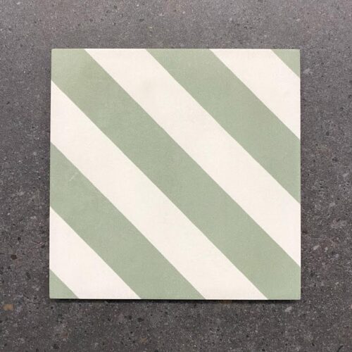 CONTRASTI CELADON DIAMOND (Italian)