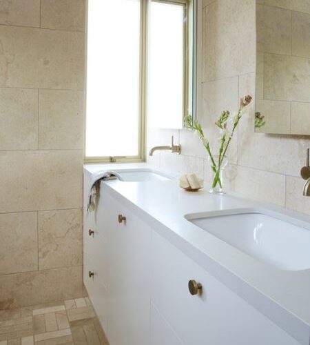 CREMA MAROC Tumbled Limestone 610x406mm