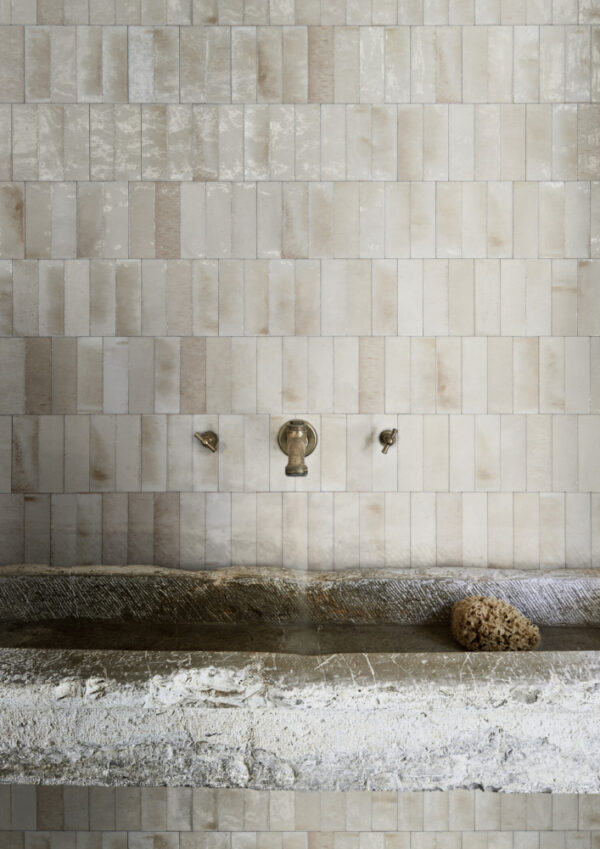 Gleeze Wall Tile | Melbourne | Sunbury | Macedon Ranges | Luscombe Tiles
