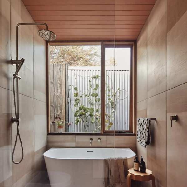 Overclay Petra Warm Tile | Italian Tile | Feature Tile | Melbourne | Sunbury | Macedon Ranges | Luscombe Tiles