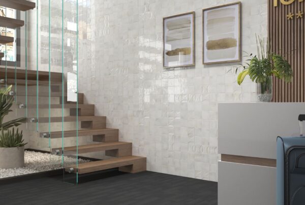 Hanoi Wall Tiles | Subways & Squares | Melbourne | Macedon Ranges | Sunbury | Luscombe Tiles